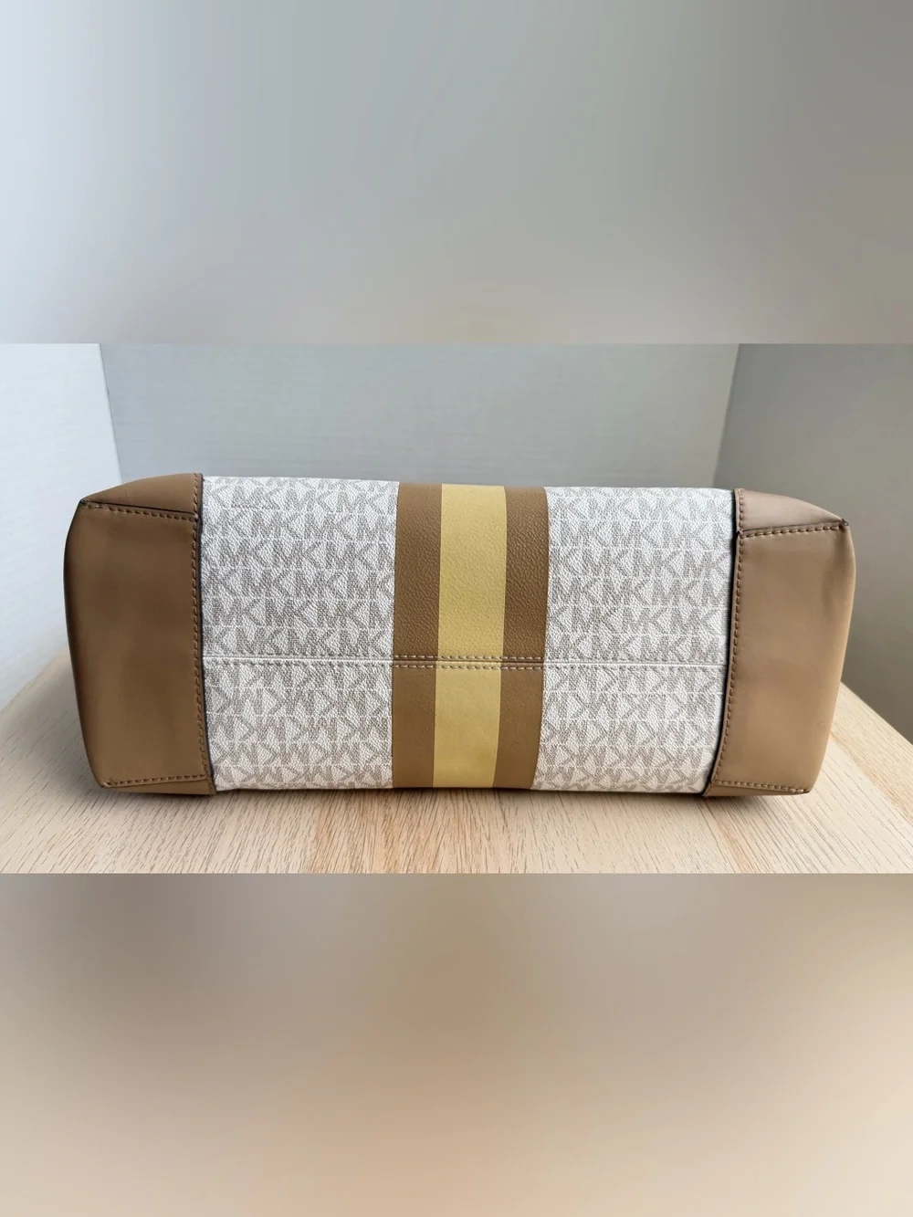 Michael Kors Eva Large Monogram Shopper Tote Vanilla Multi